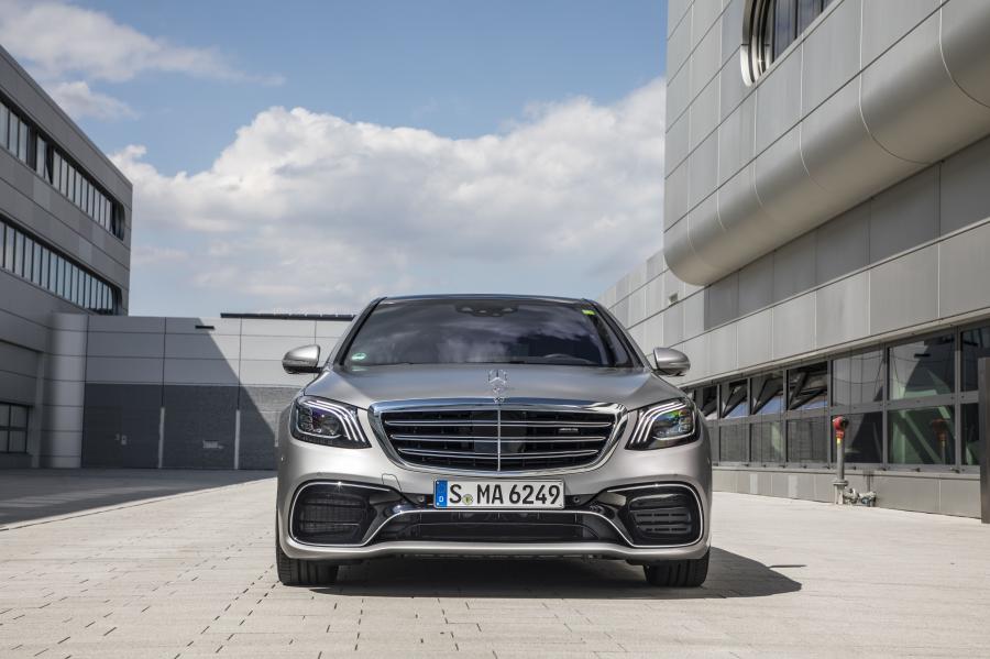  Mercedes-AMG S63 4Matic+ Lang 2017 года  (WW) (фото 10 из 105)